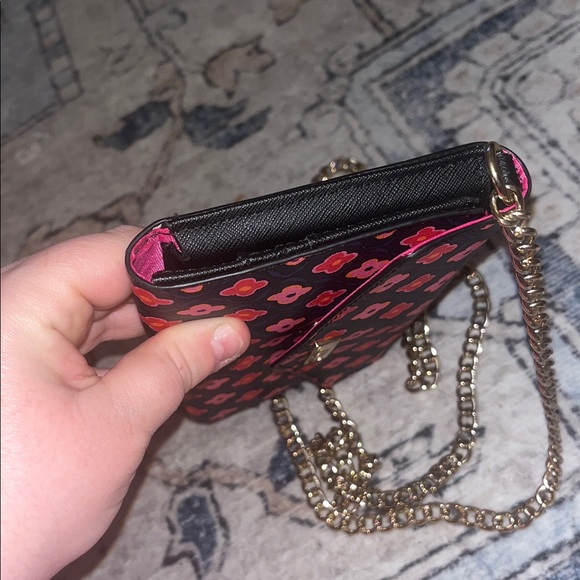 Trina Turk Wallet on a chain - Picture 5 of 5